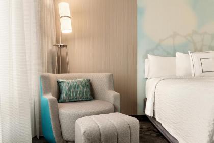 Courtyard by Marriott Topeka - image 13