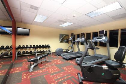 Courtyard by Marriott Topeka - image 3