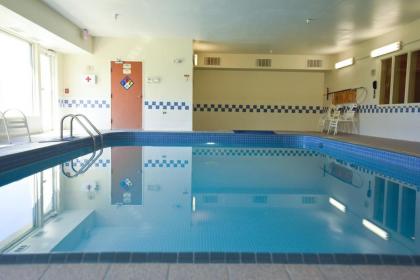 Fairfield Inn Topeka - image 12