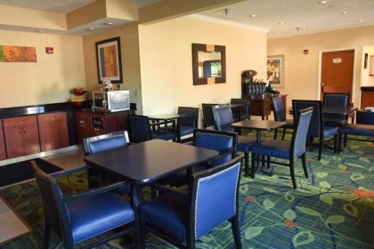 Fairfield Inn Topeka - image 6