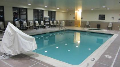 Hampton Inn Topeka - image 9