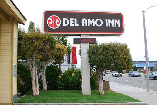 Del Amo Inn - main image