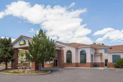 Days Inn by Wyndham Capitol Reef - image 1