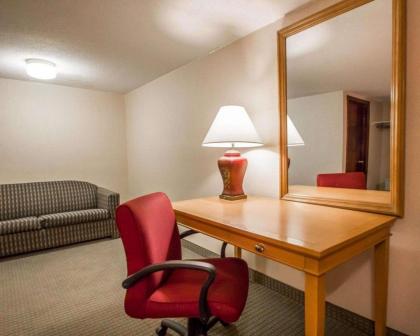 Americas Best Value Inn Torrington CT - image 11