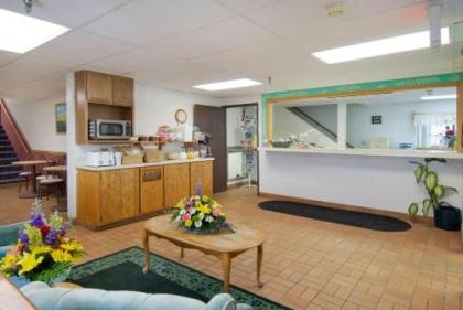 Americas Best Value Inn Torrington - image 8