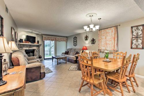 Riverfront Condo Less Than 2 Miles From the National Park! - image 2