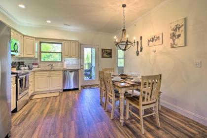 Townsend Condo with Pool and Great Smoky Mtn Views! - image 4