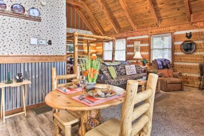 Honey Bear Pause Rural Escape with Porch and Hot Tub! - image 9