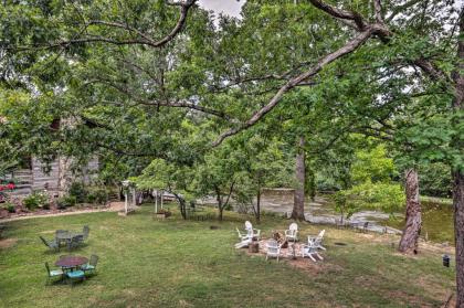 Riverfront Couples Retreat in the Smoky Mtns - image 18