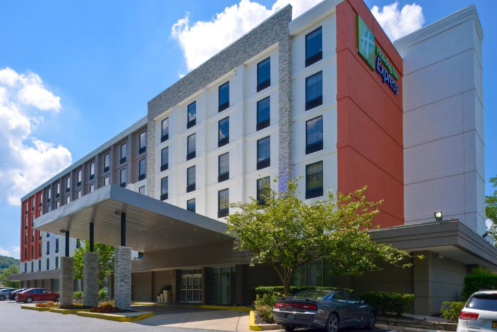 Holiday Inn Express Towson- Baltimore North an IHG Hotel - main image