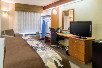 Sleep Inn & Suites Acme – Traverse City - image 2