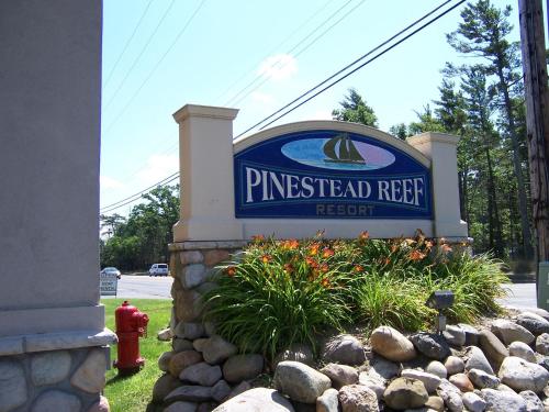 Pinestead Reef Resort - main image