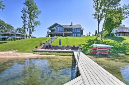 Waterfront Silver Lake Home with Private 40 Dock