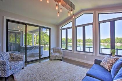 Waterfront Silver Lake Home with Private 40 Dock! - image 5