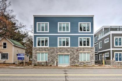 Modern Condo Less Than 1 Mile to Grand Traverse Bay! - image 2