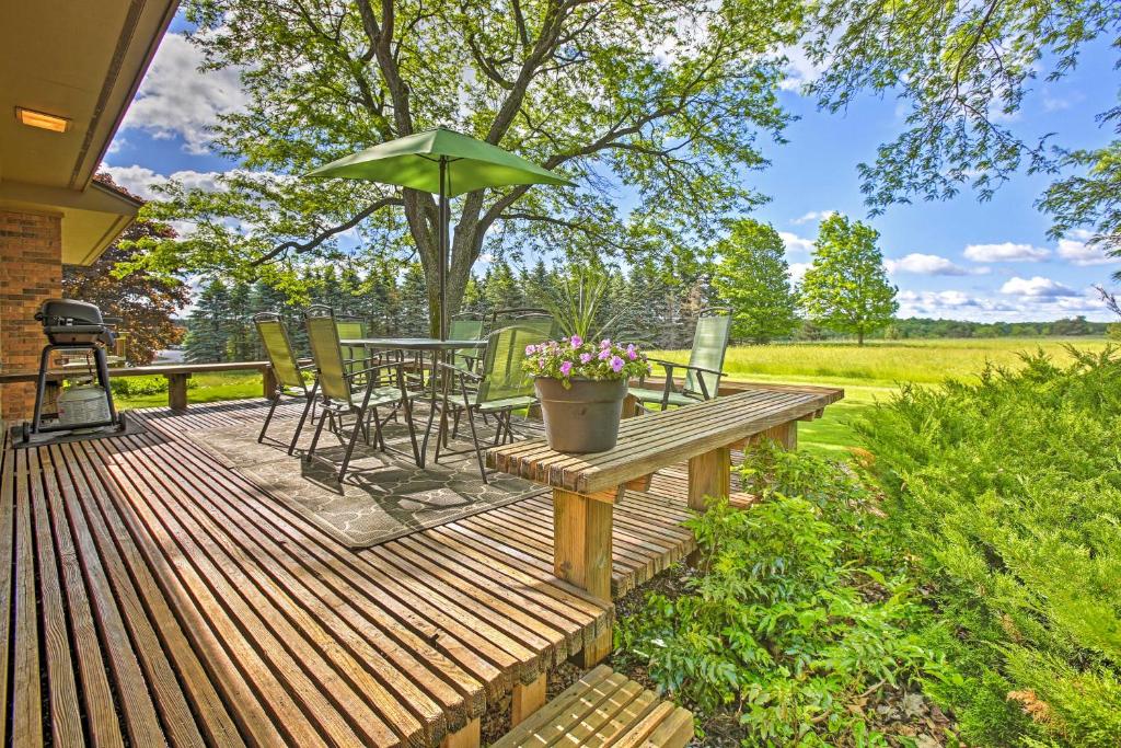 Classy Home with Billiards Table Country View! - image 2