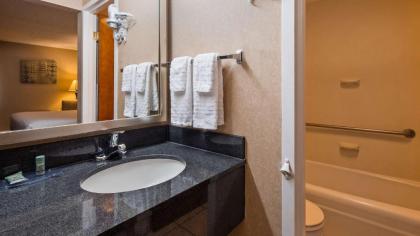 Best Western Woodhaven Inn - image 14