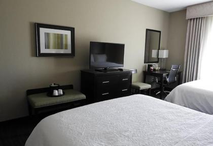 Hampton Inn and Suites Robbinsville - image 6