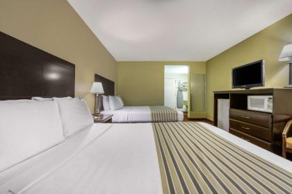 Econo Lodge Inn & Suites Triadelphia - image 5