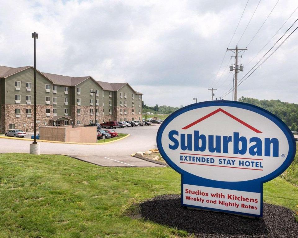 Suburban Extended Stay Hotel - image 5