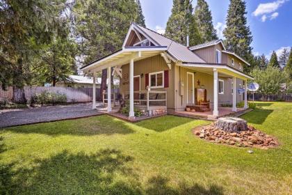 Cabin with Backyard Space   half mi to trinity Lake California