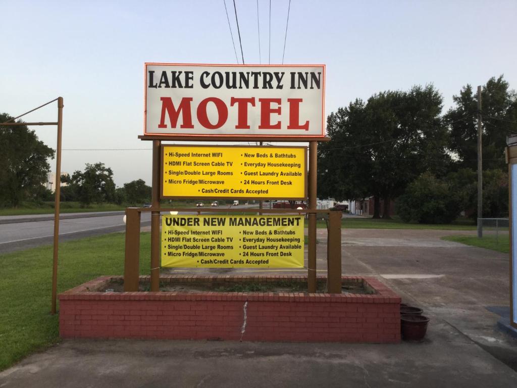 Lake Country Inn - image 5