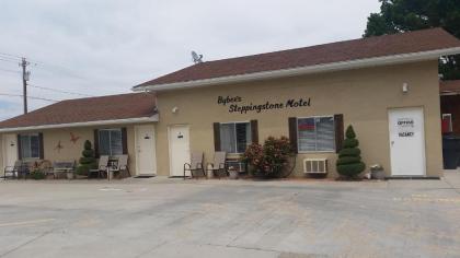 Bybee's Steppingstone Motel - image 13