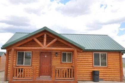 Bryce Country Cabins - image 9