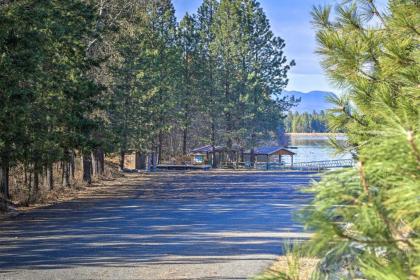 Woodsy Riverfront Retreat in Trout Creek Montana! - image 2