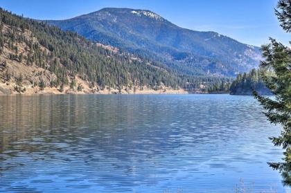 Woodsy Riverfront Retreat in Trout Creek Montana! - image 4