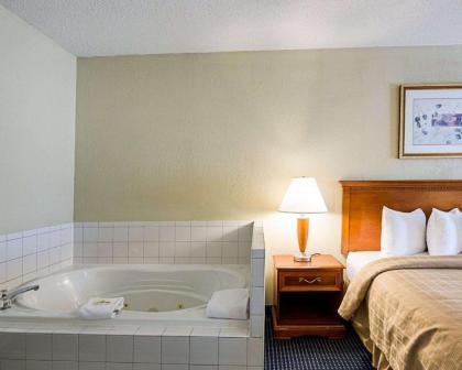 Quality Inn Troutville - Roanoke North - image 5