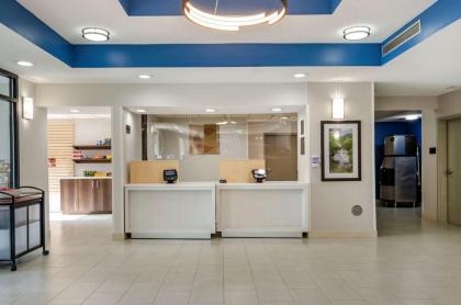 Comfort Inn & Suites Troutville - Roanoke North / Daleville - image 2