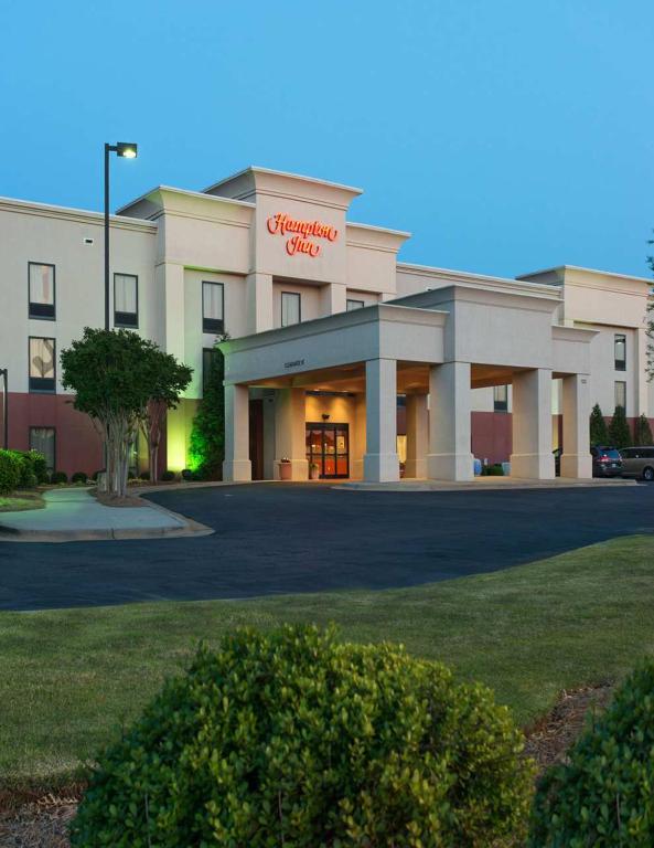 Hampton Inn Troy - main image