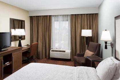 Hampton Inn Troy - image 18