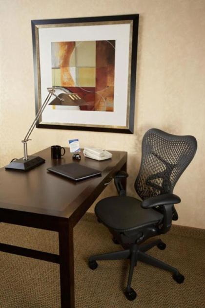 Hilton Garden Inn Troy - image 15