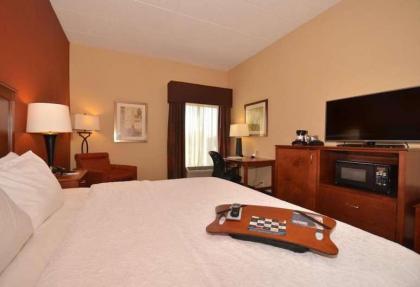 Hampton Inn Troy - image 7