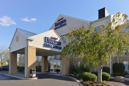 Fairfield Inn and Suites by Marriott Dayton Troy - image 14