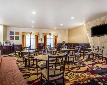 Comfort Suites Troy - image 2