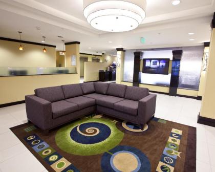 Holiday Inn Express and Suites Detroit North-Troy an IHG Hotel - image 14