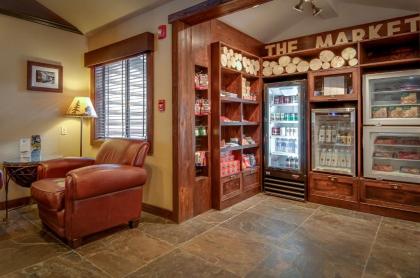 Best Western Plus Truckee-Tahoe Hotel - image 4