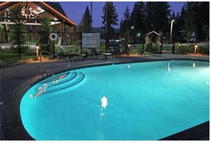 Hampton Inn & Suites Tahoe-Truckee - image 3