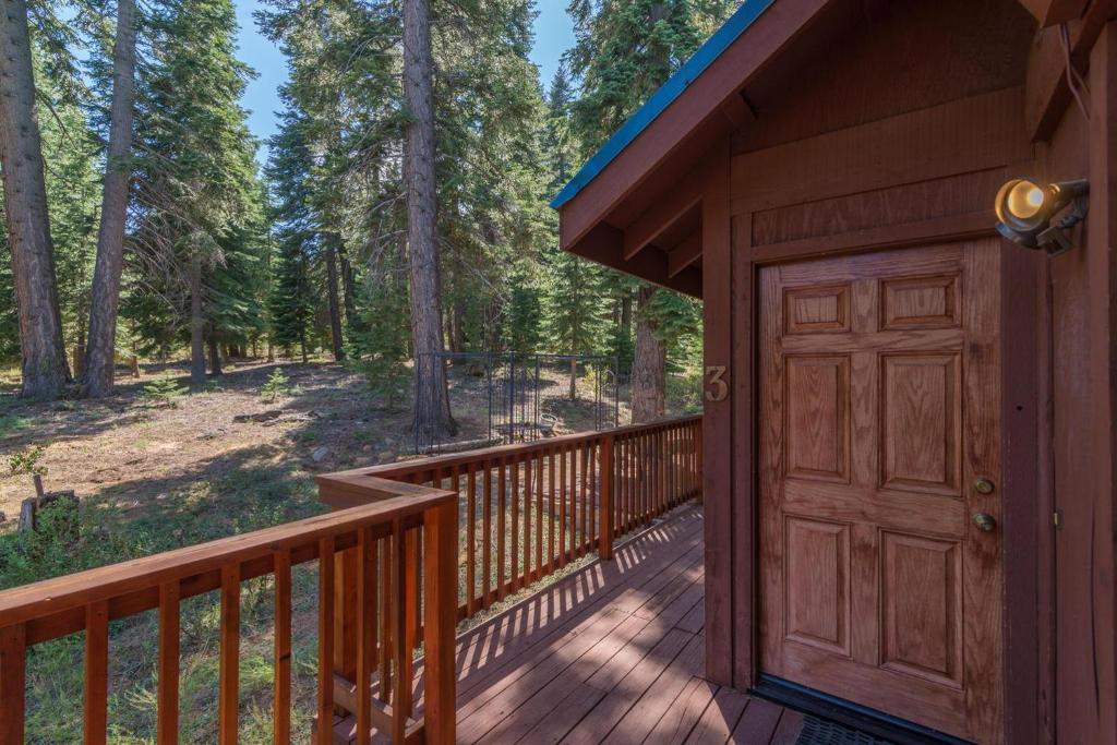 Zurich Den by Tahoe Truckee Vacation Properties - image 2