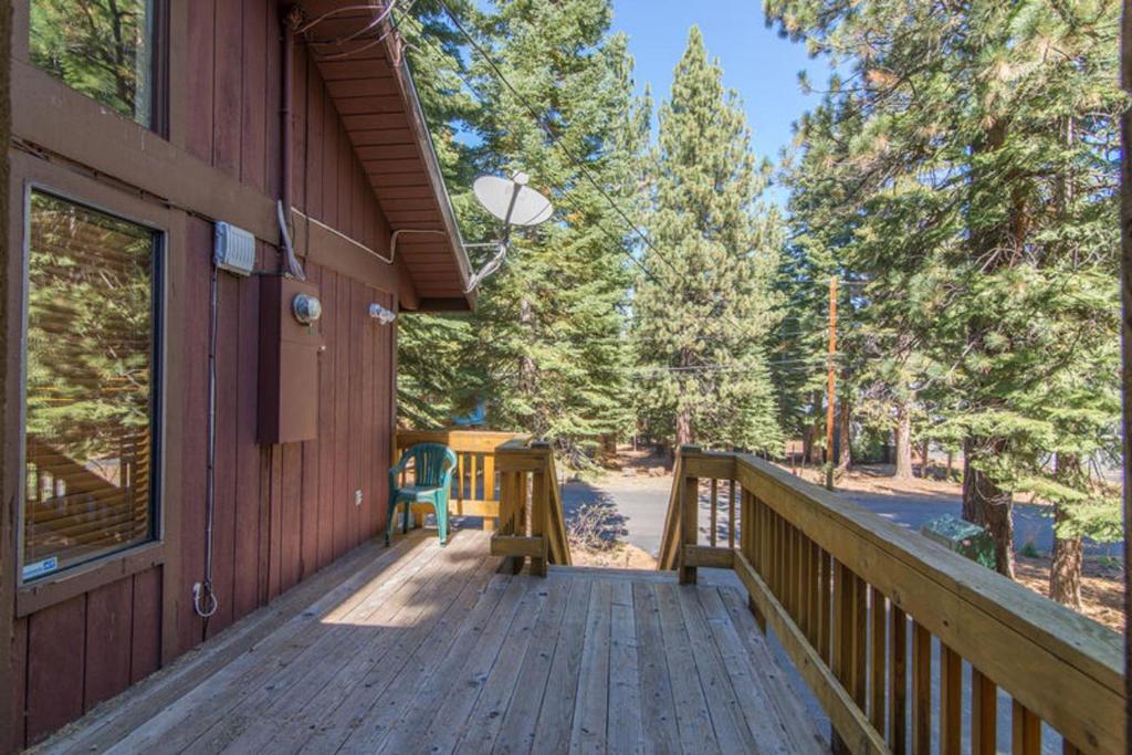 Schrader by Tahoe Truckee Vacation Properties - image 2