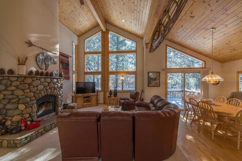 Hansel Haven by Tahoe Truckee Vacation Properties - image 4