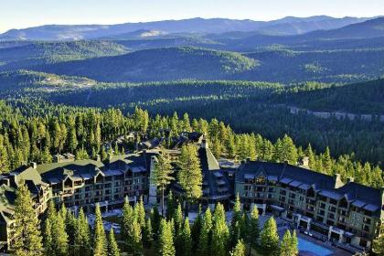 the Ritz Carlton Club Lake tahoe truckee