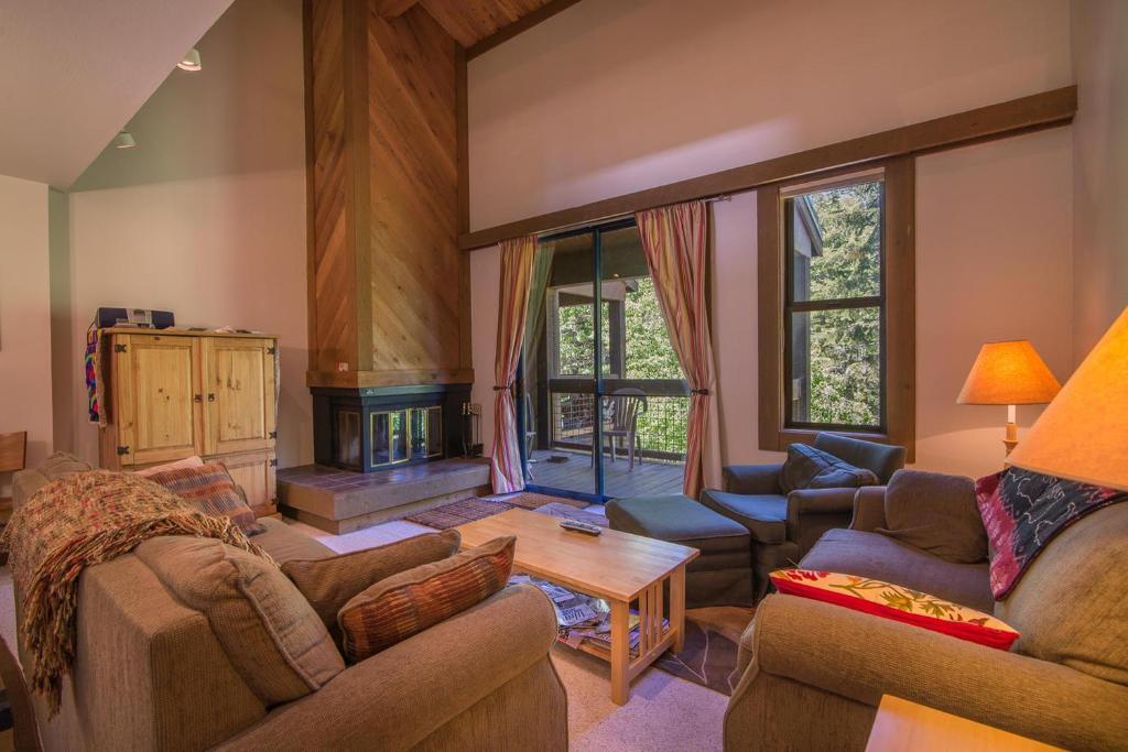 Albert by Tahoe Truckee Vacation Properties - image 2