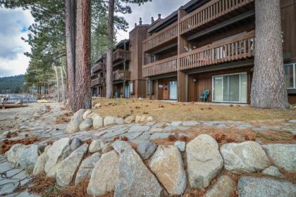 Donner Lake Retreat - image 2