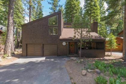 Holiday homes in truckee California