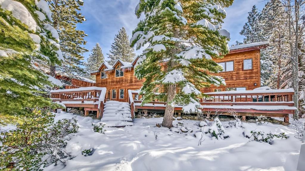 Amazing 4 Br Log Cabin In Northstar Condo - image 2