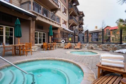 Luxury Top Floor Residence in the Village at Northstar - Catamount 403 - image 5